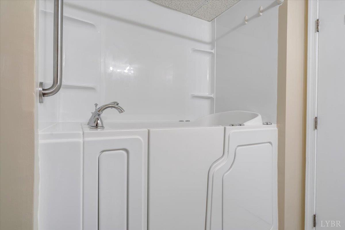 105 North Branch Road Bedford, VA 24523 - Photo 52 of 80 a bathroom with a sink and mirror