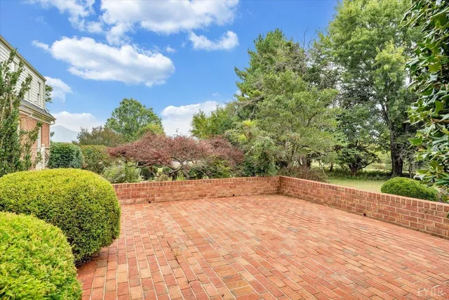 $625,000 | 105 North Branch Road, Bedford, VA 24523