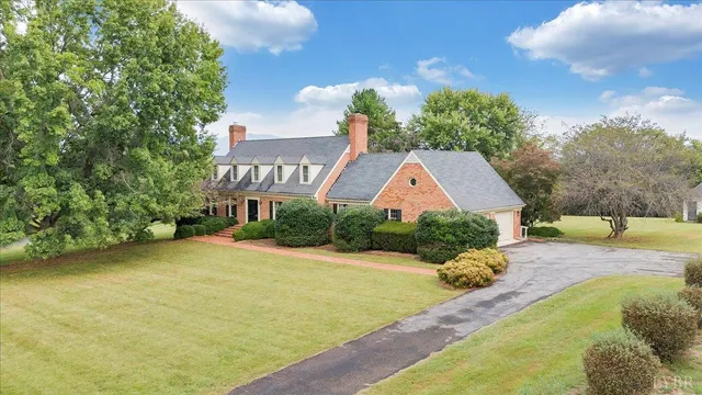 $625,000 | 105 North Branch Road, Bedford, VA 24523