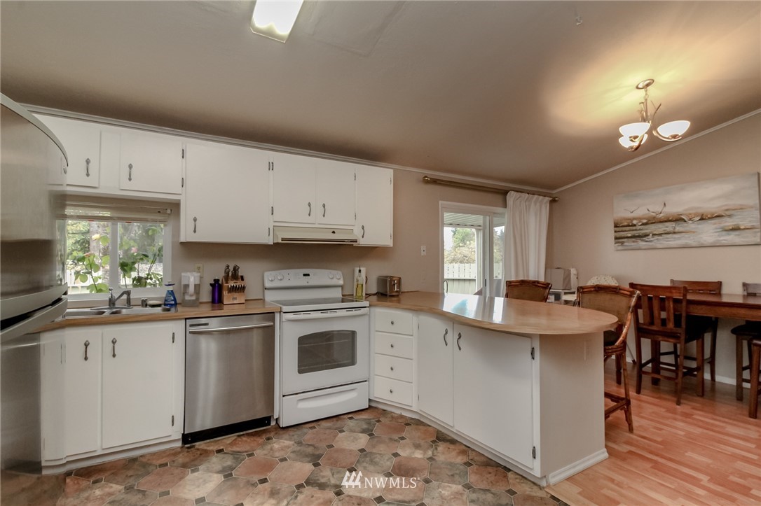 375 Union Avenue Southeast, Unit 137 Renton, WA 98059 - Photo 8 of 24 Gallery Image 8