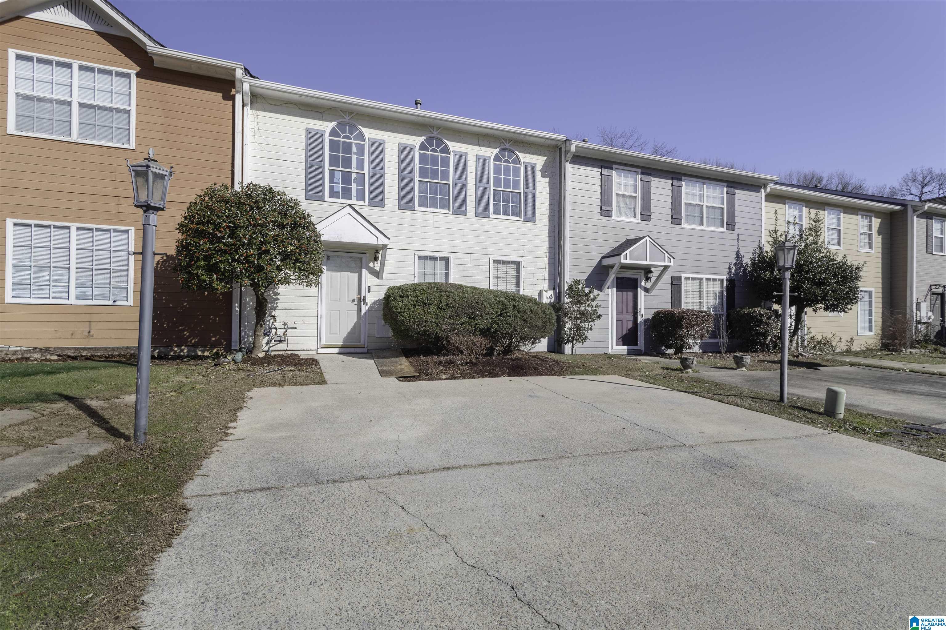 121 Willow Point Lane Alabaster, AL 35007 - Photo 2 of 27