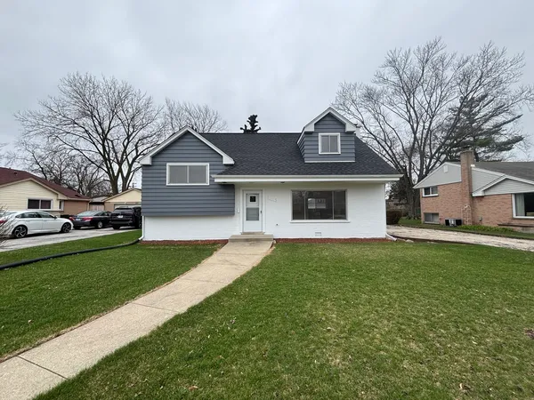 $479,900 | 8425 West Carol Street, Niles, IL 60714