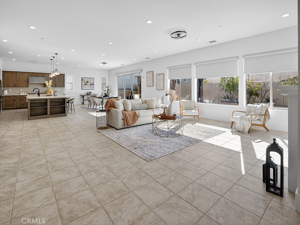 32441 Toyon Road Temecula, CA 92591 - Photo 13 of 53