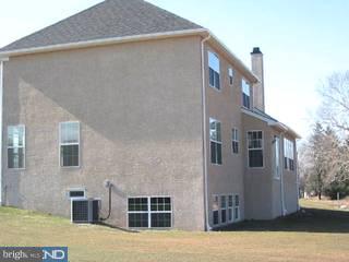3 Hampton Road Collegeville, PA 19426 - Photo 2 of 6 Gallery Image 2