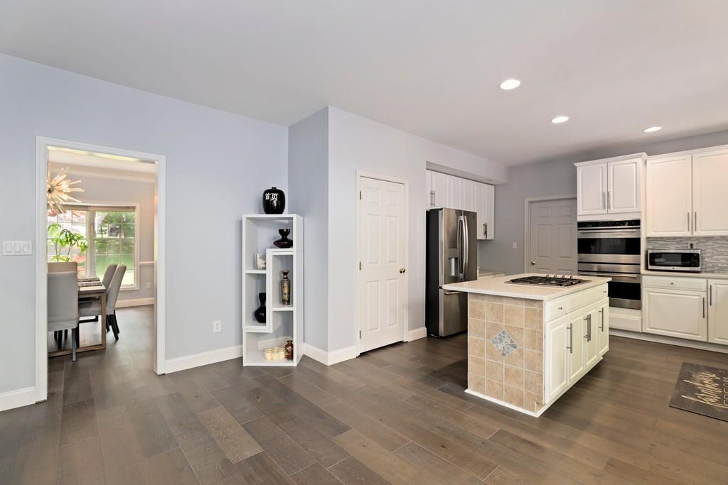 15 Waterman Road Canton, MA 02021 - Photo 8 of 40 Gallery Image 8
