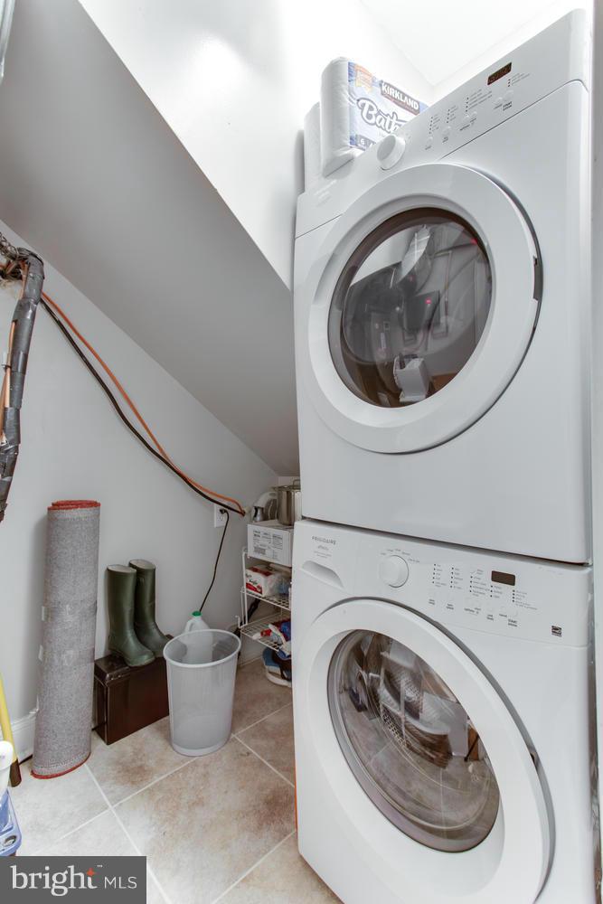 43 R Street Northwest, Unit 1 Washington, DC 20001 - Photo 26 of 30 Laundry Room