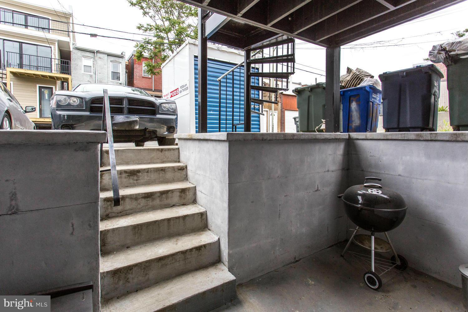 43 R Street Northwest, Unit 1 Washington, DC 20001 - Photo 29 of 30 Patio