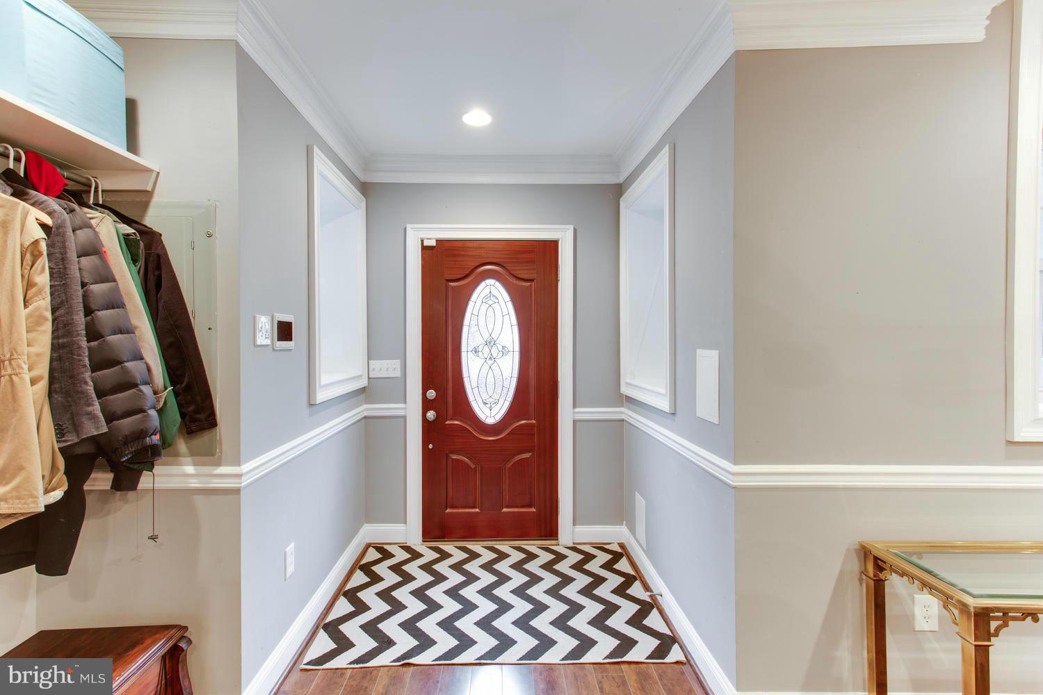 43 R Street Northwest, Unit 1 Washington, DC 20001 - Photo 4 of 30 Foyer