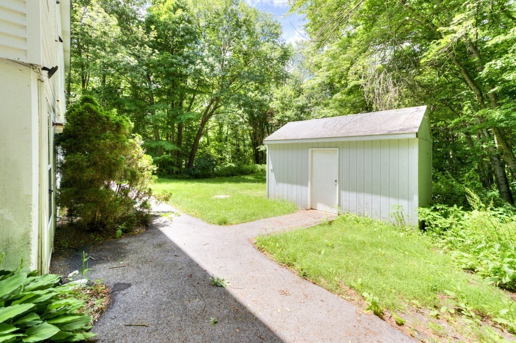 56 Morton Station Road Charlton, MA 01507 - Photo 7 of 29