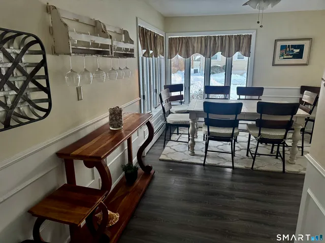 $2,950 | 51 Billow Road, East Lyme, CT 06357