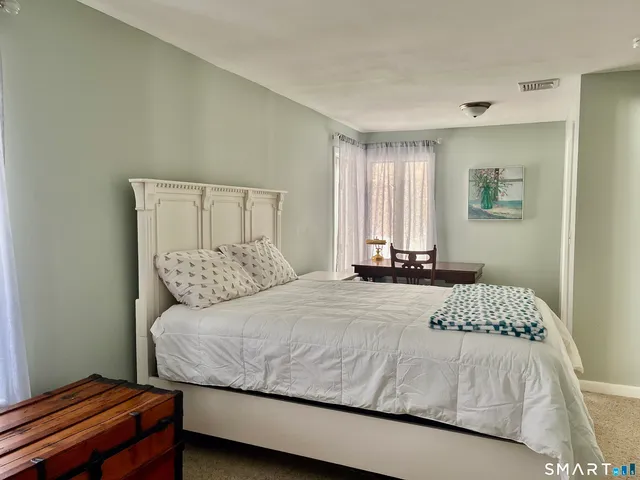 $2,950 | 51 Billow Road, East Lyme, CT 06357