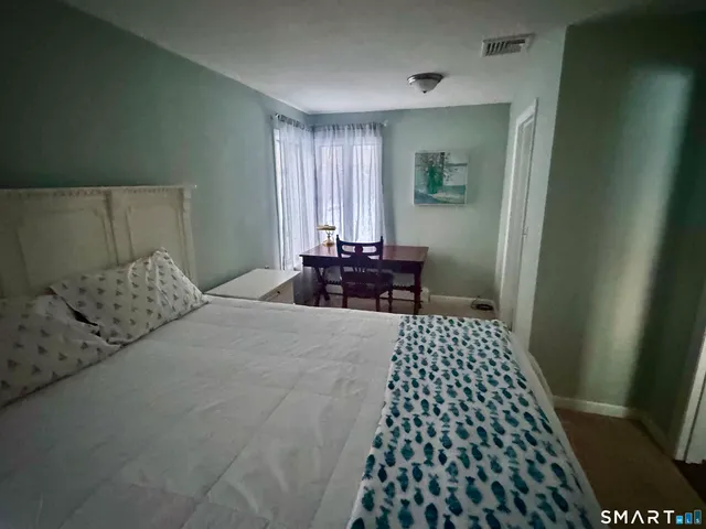 $2,950 | 51 Billow Road, East Lyme, CT 06357