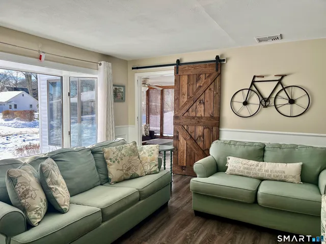 $2,950 | 51 Billow Road, East Lyme, CT 06357