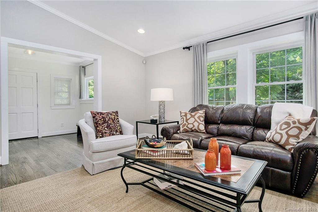 1400 Brook Road Charlotte, NC 28205 - Photo 8 of 47 Gallery Image 8