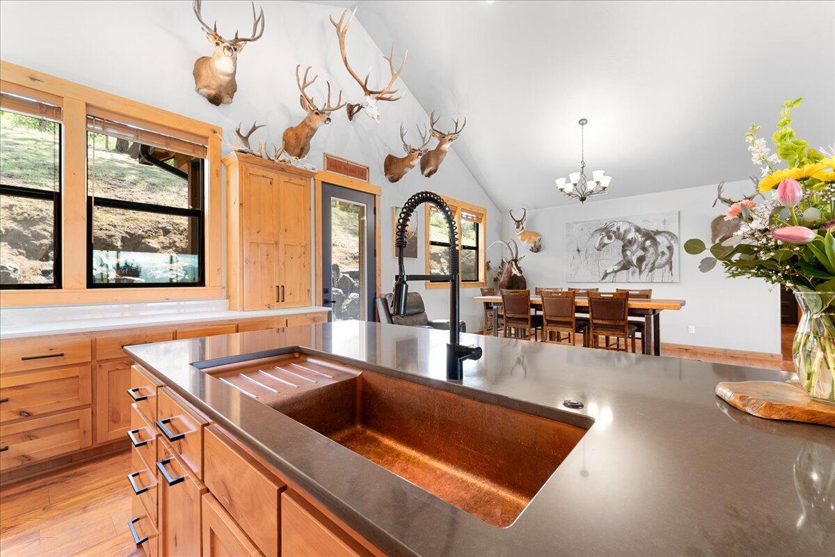 2220 Butte Falls Highway Eagle Point, OR 97524 - Photo 19 of 69 061-DSC4257