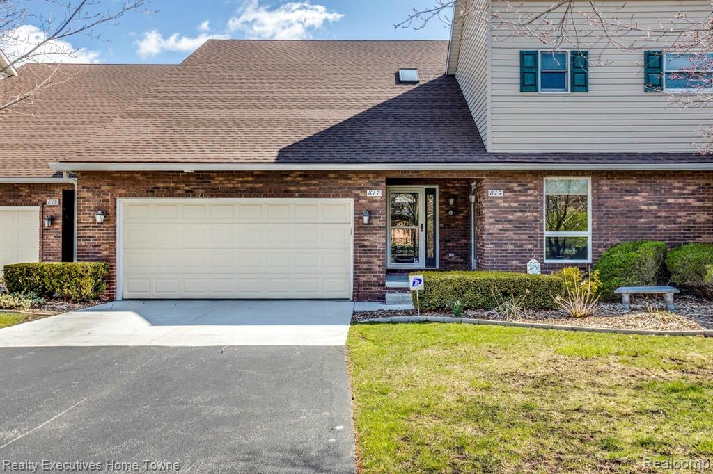 817 EAST Point Port Port Huron, MI 48060 - Photo 1 of 48