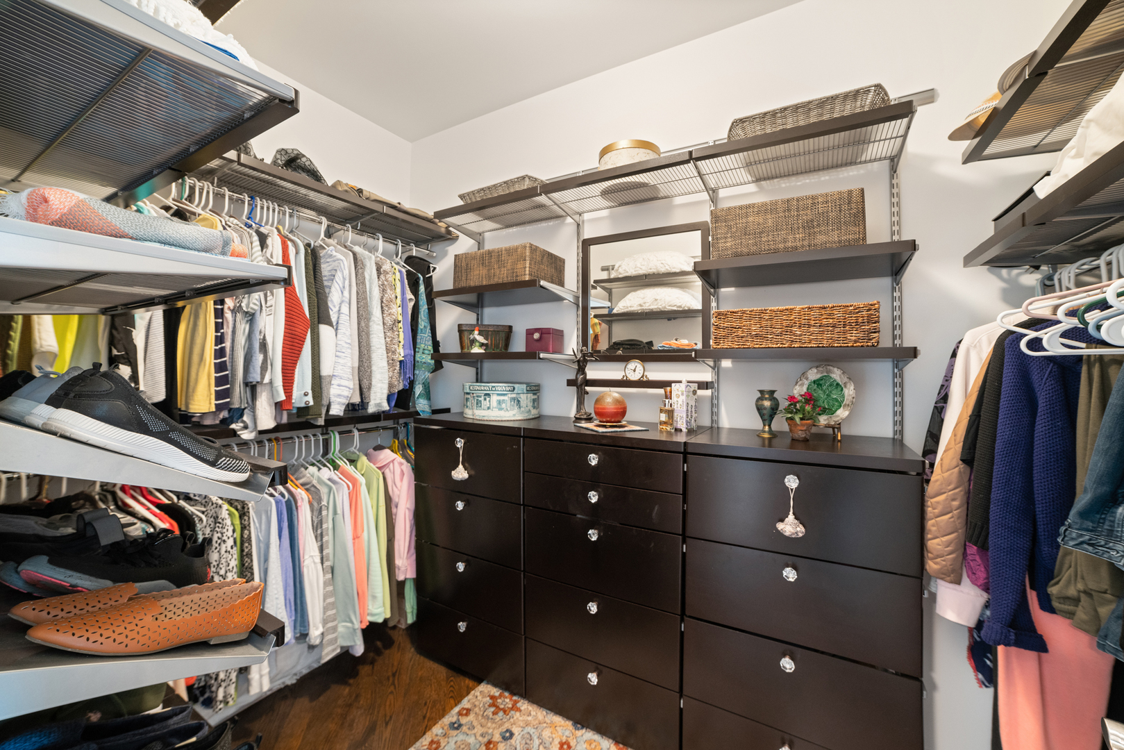 2228 Washington Drive Northbrook, IL 60062 - Photo 13 of 30