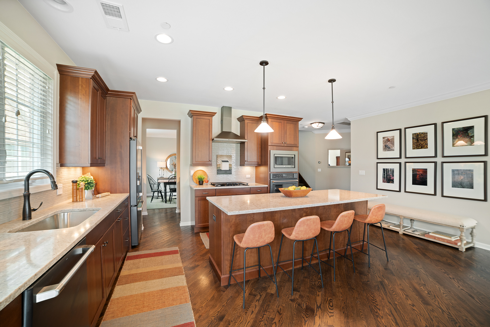 2228 Washington Drive Northbrook, IL 60062 - Photo 7 of 30