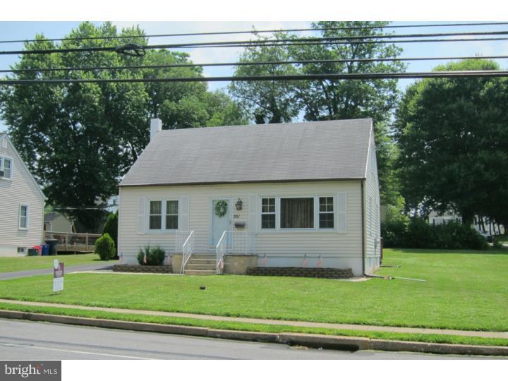 351 Brookhaven Road Brookhaven, PA 19015 - Photo 1 of 16