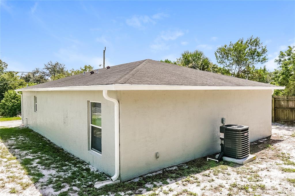 824 Pinewood Street Daytona Beach, FL 32117 - Photo 15 of 16