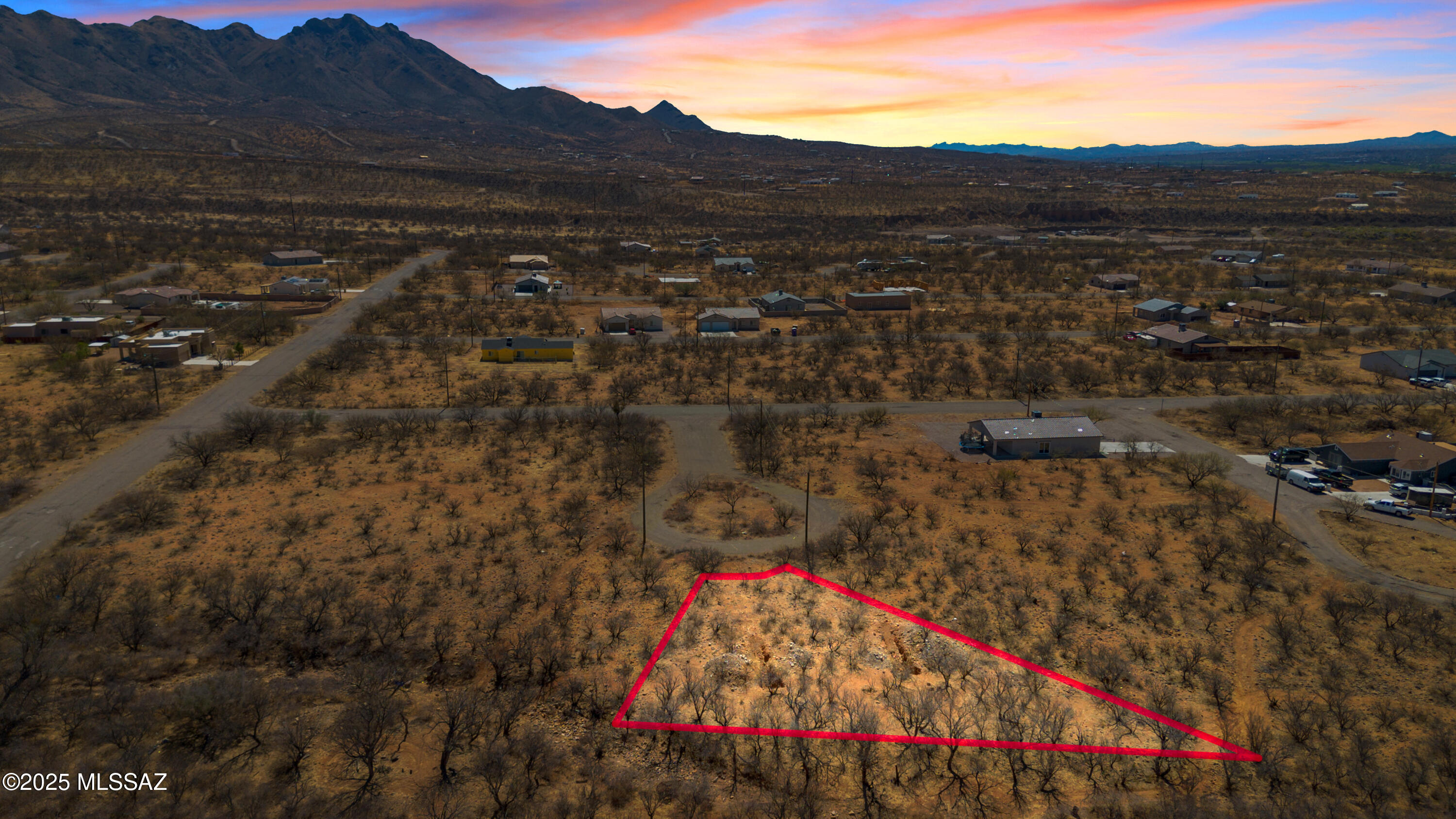 1756 Curiel Corte, Unit 17 Rio Rico, AZ 85648 - Photo 4 of 7