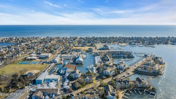 $1,100,000 | 97 Bay Point Harbour, Point Pleasant, NJ 08742