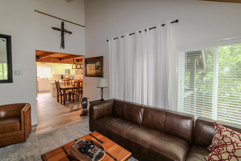 43063 Goldmine Woods Lane Big Bear Lake, CA 92315 - Photo 17 of 37 untitled-20