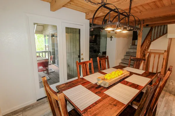 $2,700 | 43063 Goldmine Woods Lane, Big Bear Lake, CA 92315
