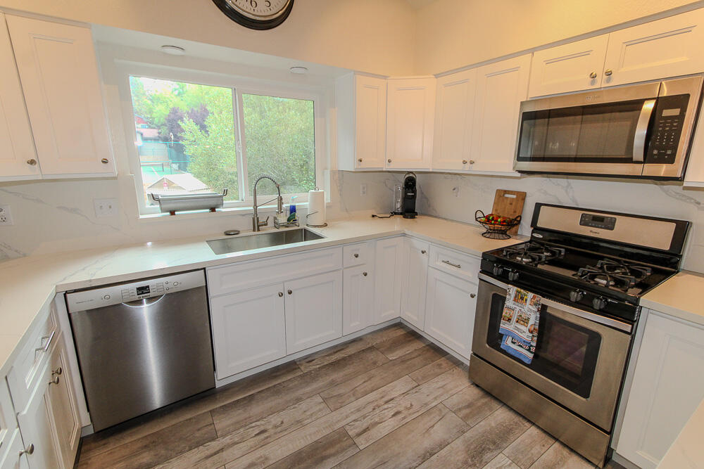 43063 Goldmine Woods Lane Big Bear Lake, CA 92315 - Photo 28 of 37 untitled-31