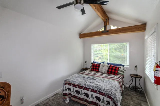 $2,700 | 43063 Goldmine Woods Lane, Big Bear Lake, CA 92315