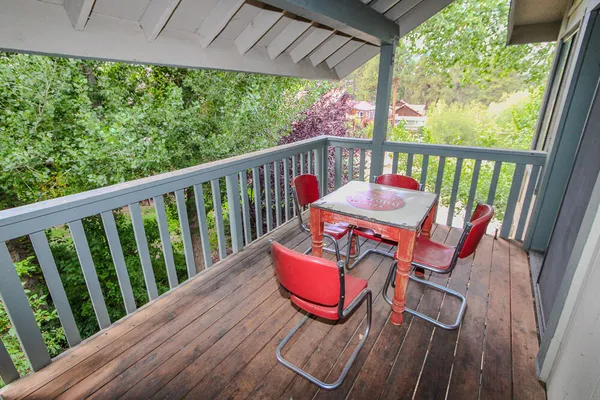 $2,700 | 43063 Goldmine Woods Lane, Big Bear Lake, CA 92315