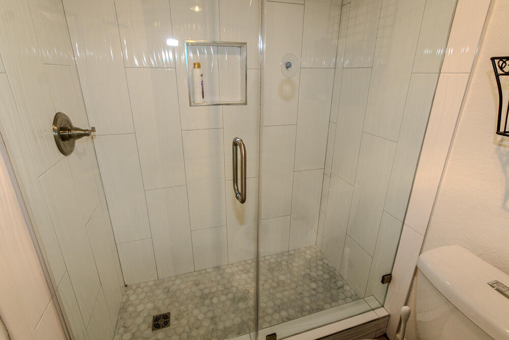 43063 Goldmine Woods Lane Big Bear Lake, CA 92315 - Photo 8 of 37 untitled-11