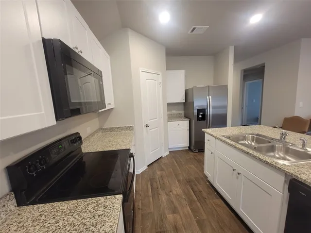 $1,775 | 5901 Berriweather Drive, Austin, TX 78724