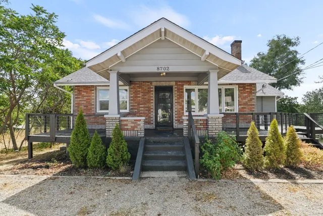$349,400 | 8702 East Valleyway Avenue, Spokane, WA 99212