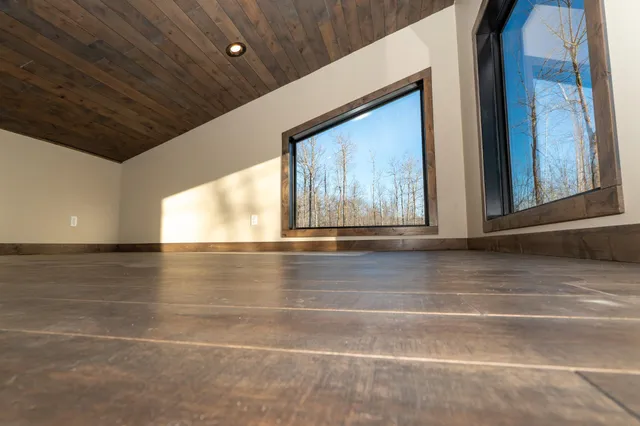 $724,900 | 30167 Nicholas Street, Grand Rapids, MN 55744