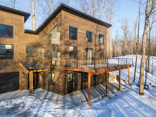 $724,900 | 30167 Nicholas Street, Grand Rapids, MN 55744