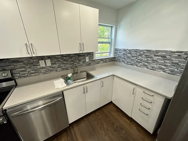 $929,900 | 11 Barton Street, Salem, MA 01970