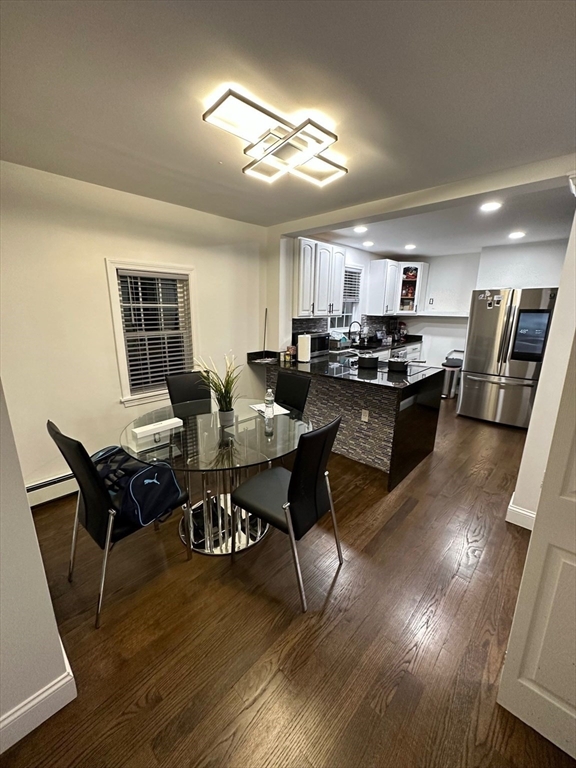 11 Barton Street Salem, MA 01970 - Photo 8 of 38