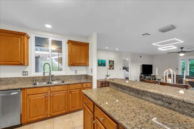 $1,049,000 | 4550 Diane Way, San Diego, CA 92117