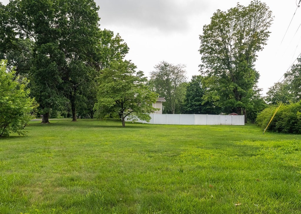 158 Rocky Hill Road Hadley, MA 01035 - Photo 6 of 28 Gallery Image 6