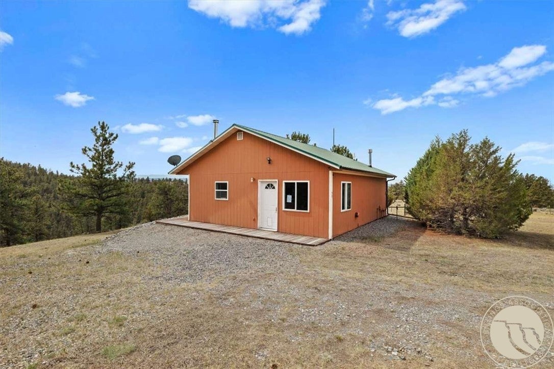 59 October Hill Road Columbus, MT 59019 - Photo 1 of 36 Gallery Image 1