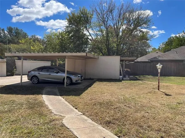 $1,695 | 2214 Vanderbilt Court, Denton, TX 76201