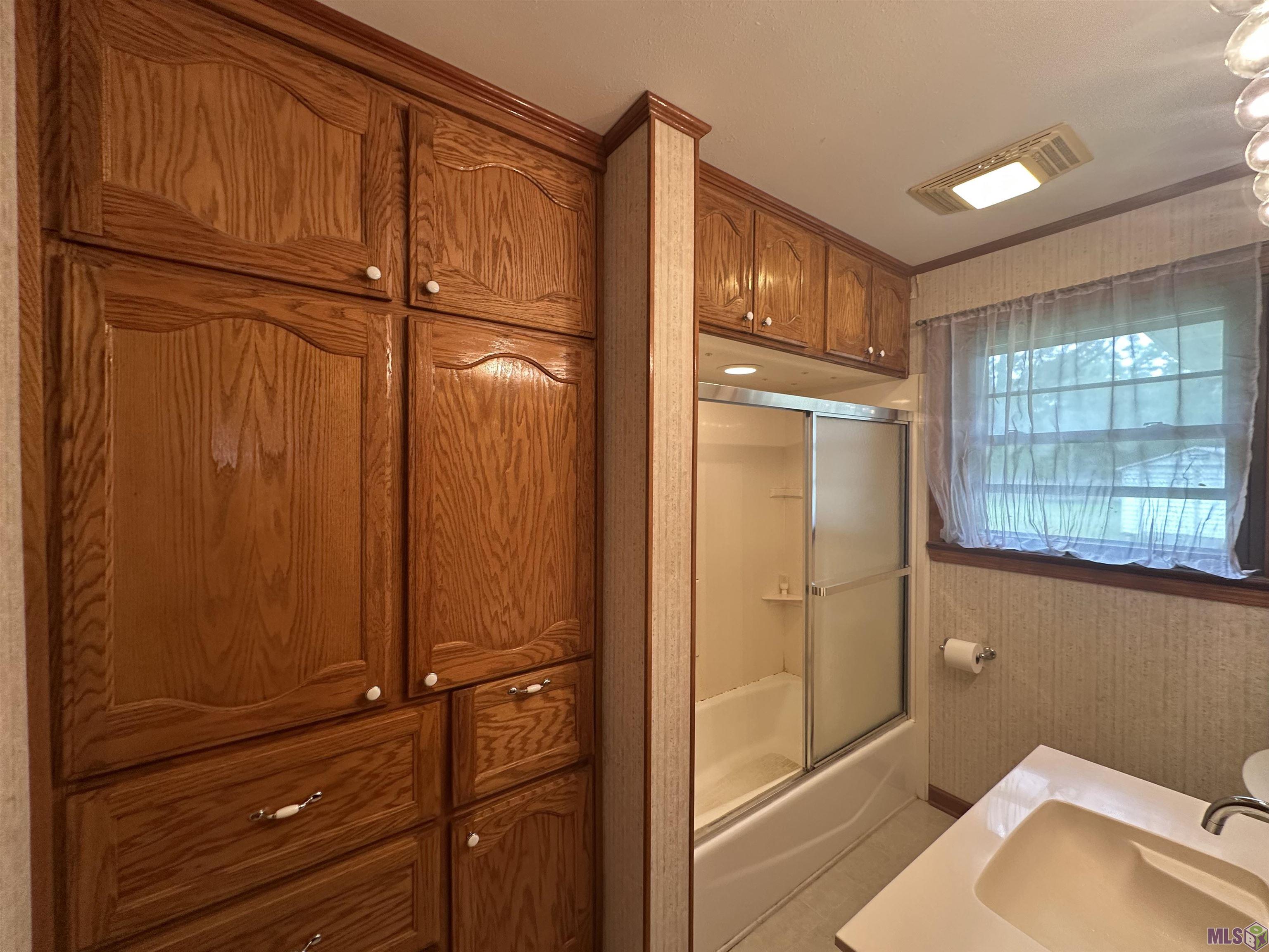 6313 Kleinpeter Road Baton Rouge, LA 70811 - Photo 13 of 32