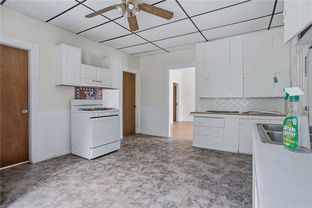 913 Social Street Woonsocket, RI 02895 - Photo 3 of 41