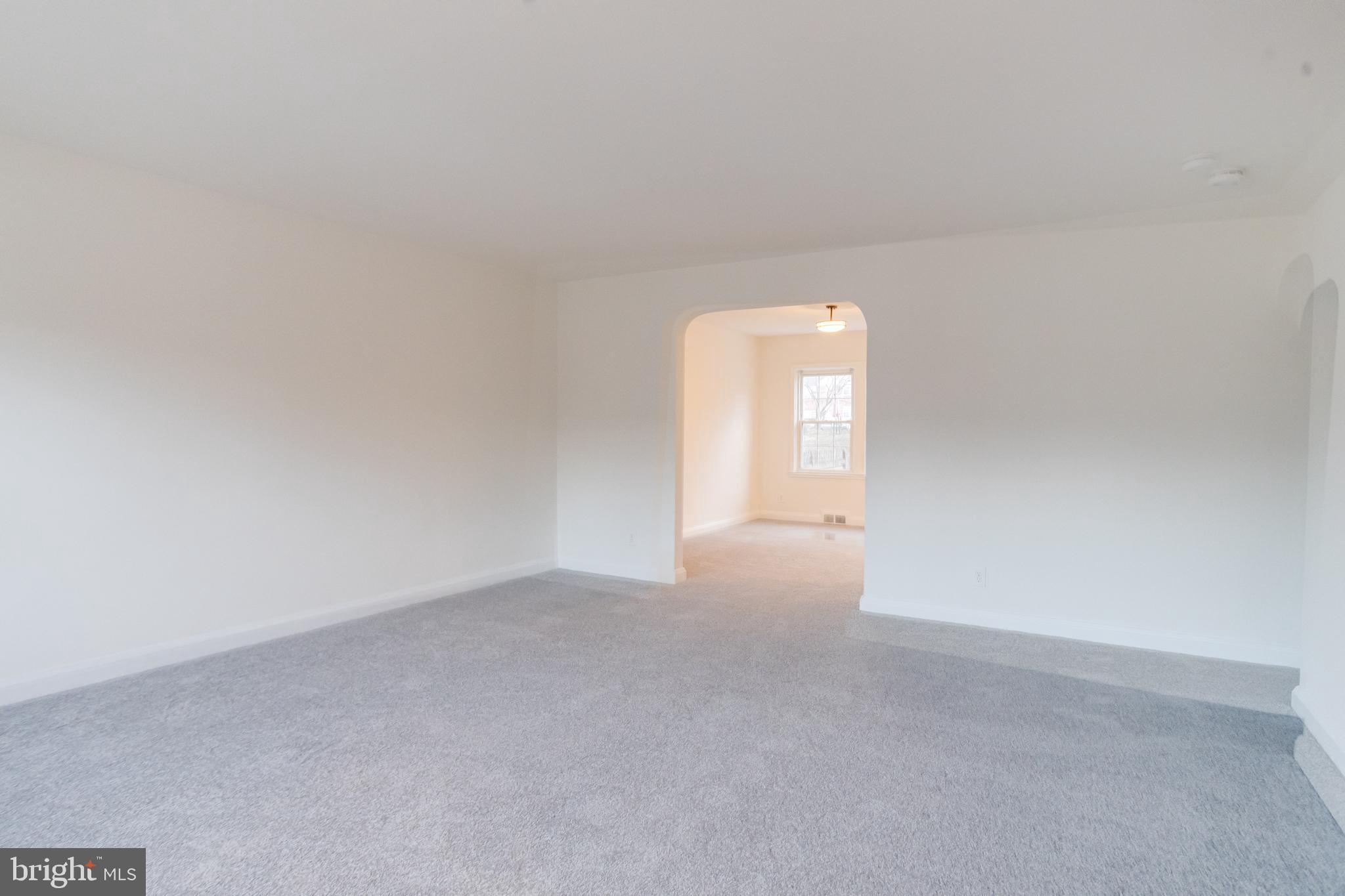 1809 Glen Ridge Road Towson, MD 21286 - Photo 5 of 52