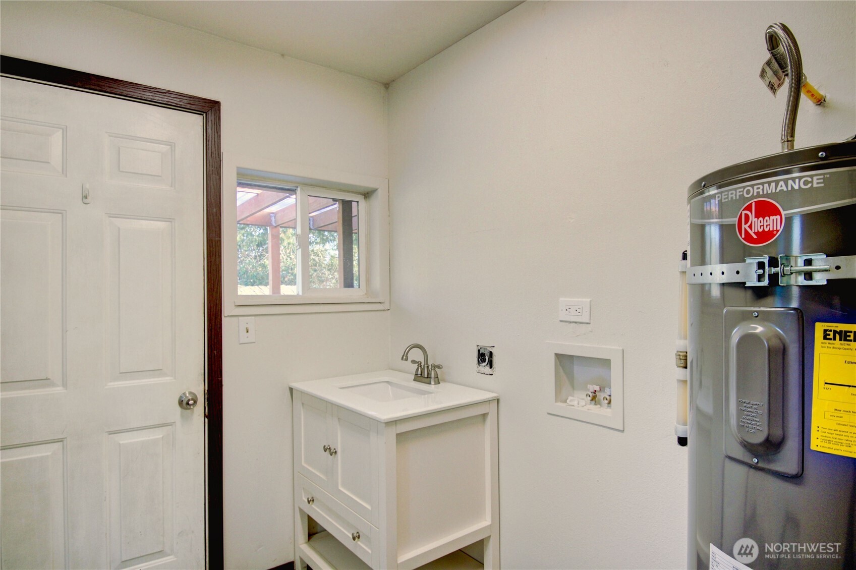 8739 F & S Grade Road Sedro-Woolley, WA 98284 - Photo 11 of 32