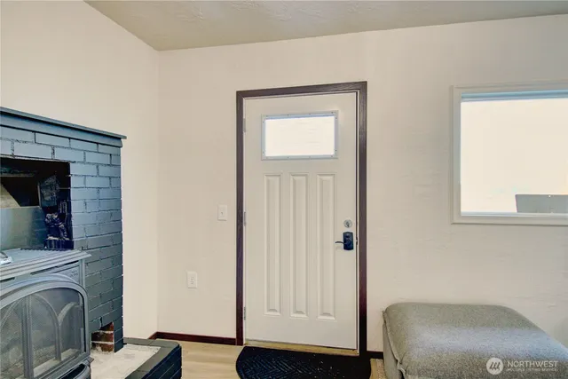 a view of livingroom with furniture and wooden floor