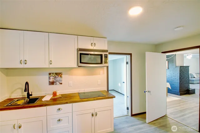 a view of backyard of house