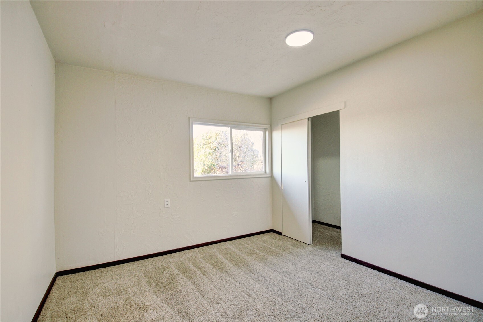 8739 F & S Grade Road Sedro-Woolley, WA 98284 - Photo 6 of 32