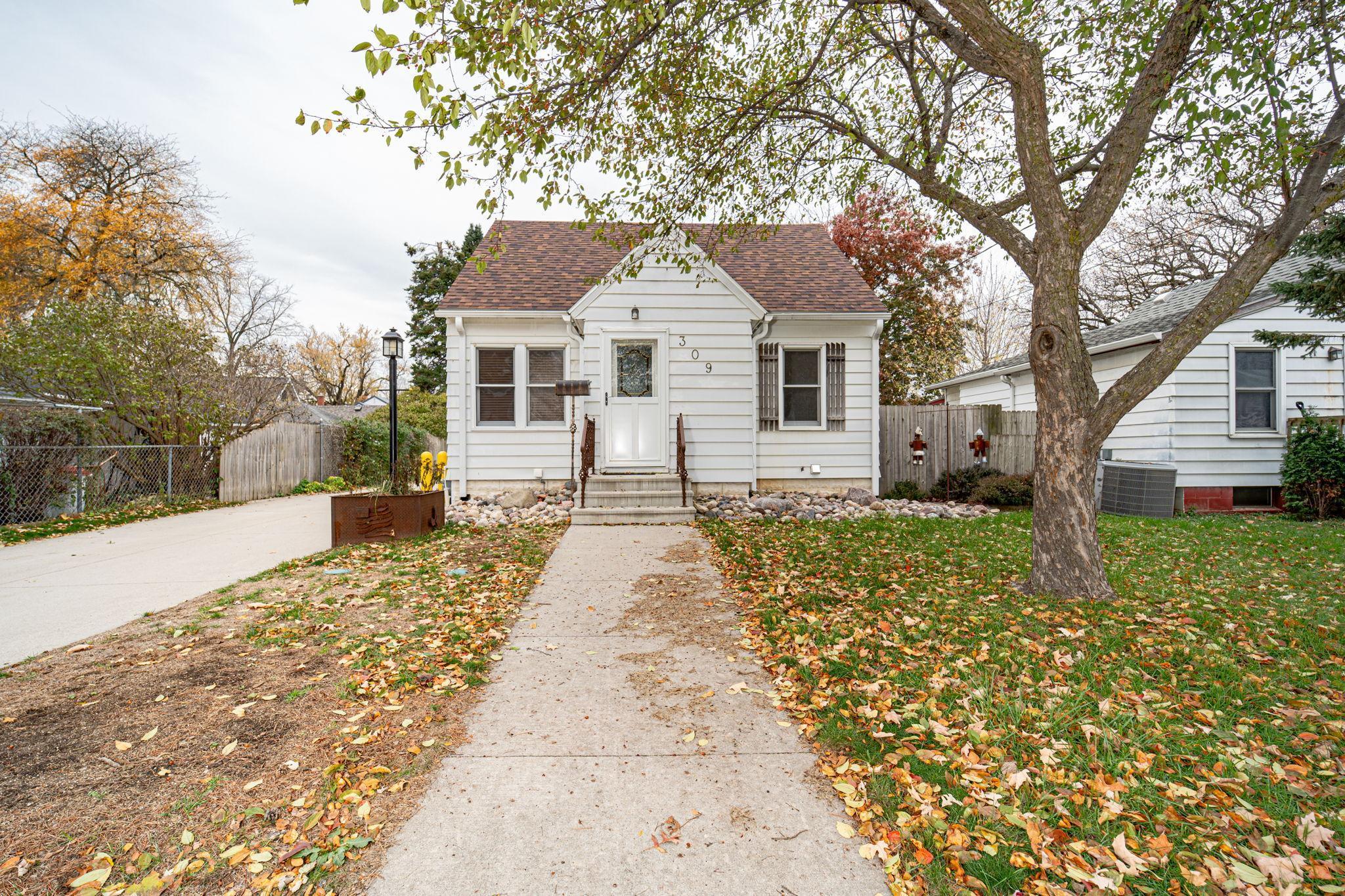 309 16th Avenue Southeast Rochester, MN 55904 - Photo 1 of 1 Gallery Image 1